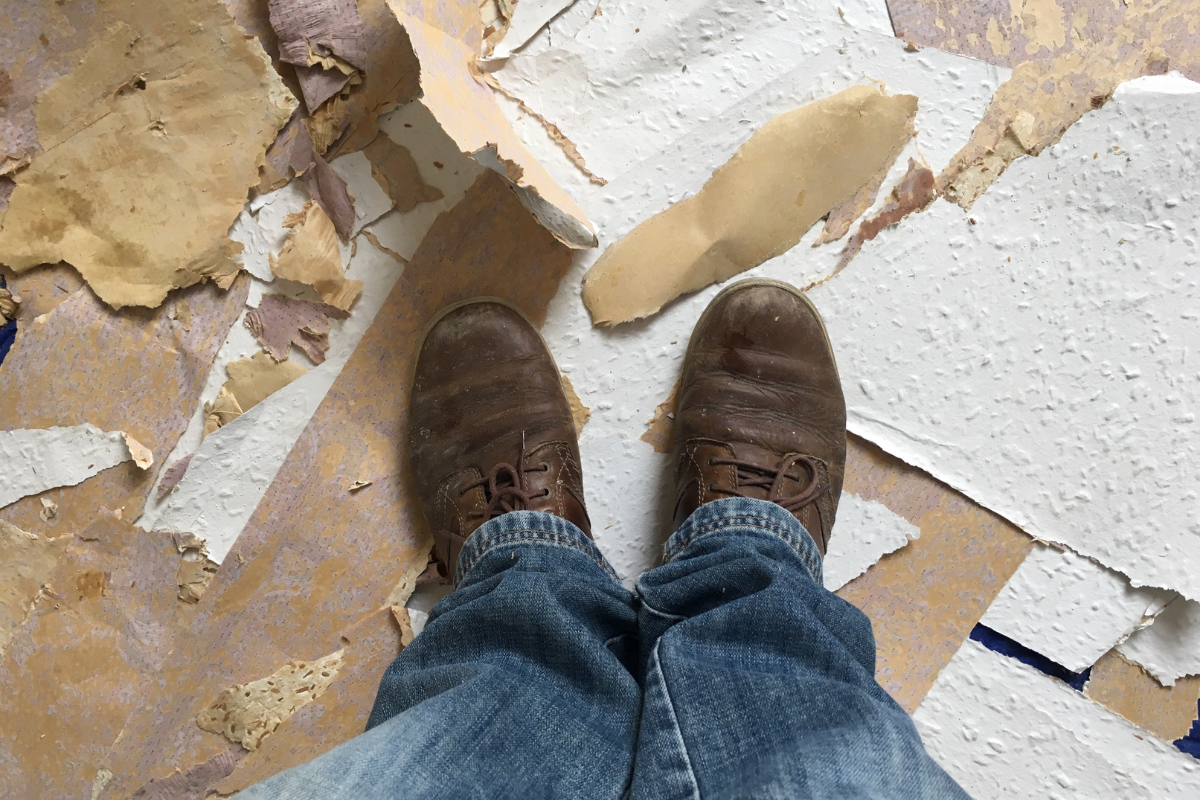 How to Apply Peel & Stick Decor Like a Pro: A Step-by-Step Guide